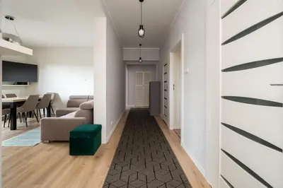 Telewizja i/lub zestaw kina domowego w obiekcie Krasińskiego Deluxe Apartment by BookingHost