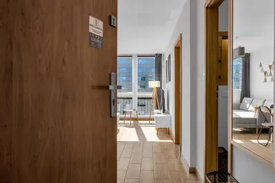 Plan piętra w obiekcie Rondo ONZ Apt - 11th Floor, Top location, Metro - by Rentujemy