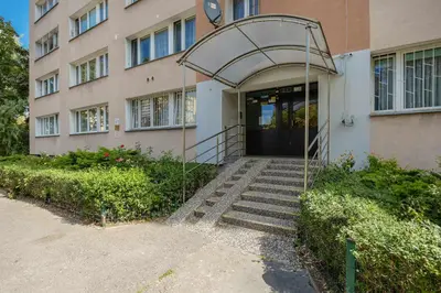 Fasada lub wejście do obiektu Bright Studio in Bielany close to the Metro by Noclegi Renters