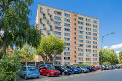 Budynek, w którym mieści się apartament