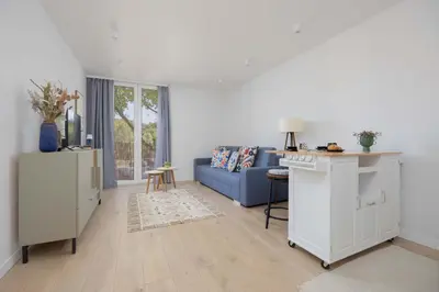 Część wypoczynkowa w obiekcie Bright Studio in Bielany close to the Metro by Noclegi Renters