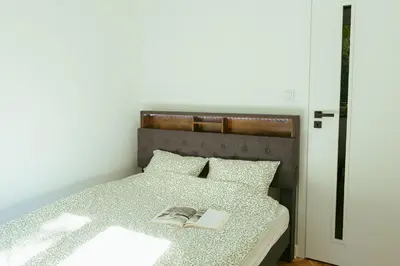Łóżko lub łóżka w pokoju w obiekcie Niekłańska 46 by Homeprime