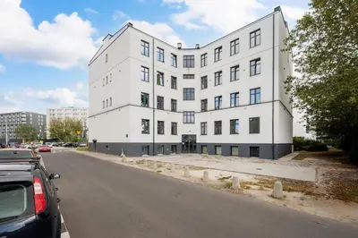 Budynek, w którym mieści się apartament