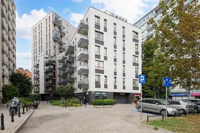 Budynek, w którym mieści się apartament