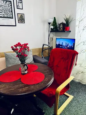 Telewizja i/lub zestaw kina domowego w obiekcie Warsaw downtown apartment