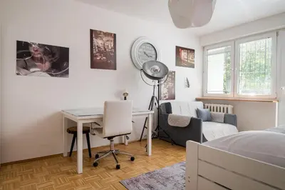 Plan piętra w obiekcie Praga Darłowska Artistic Apartment by BookingHost