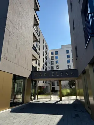 Budynek, w którym mieści się apartament