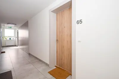 Plan piętra w obiekcie Metro Natolin 10th Floor Apartment by BookingHost