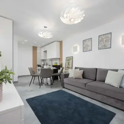 Nowoczesny Apartament w Zielonej Okolicy Czerniakowska by Noclegi Renters