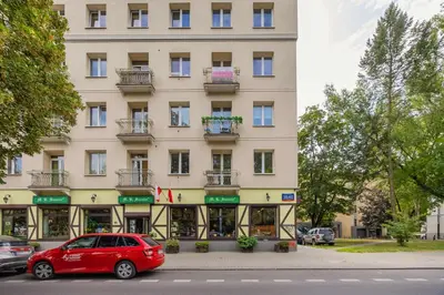 Budynek, w którym mieści się apartament