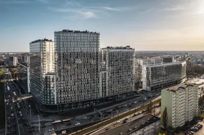 Widok na miasto Warszawa z tego apartamentu