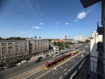 Widok na miasto Warszawa z tego apartamentu