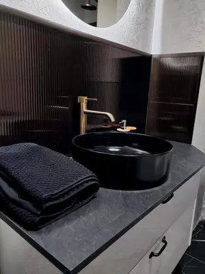 Plan piętra w obiekcie Newly Renovated Apartment! Center and Lake view!