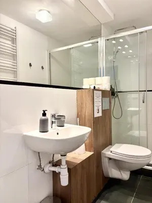 Łazienka w obiekcie Canoe 2-Bedroom Apartment with City View in Central Warsaw