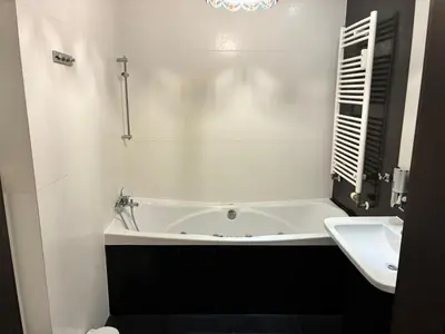 Łazienka w obiekcie Deluxe Apartament na wyłączność z darmowym parkingiem w garażu fv