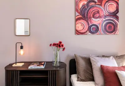 Łóżko lub łóżka w pokoju w obiekcie SOHO by VAYA STAYS