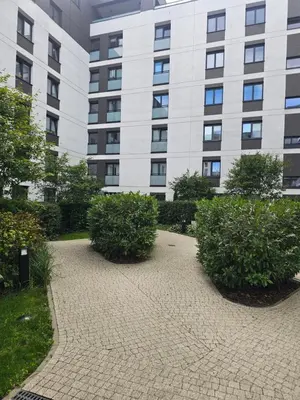 Ogród w obiekcie Apartament's Jana Kazimierza z Jacuzii