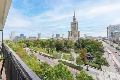 Widok na miasto Warszawa z tego apartamentu