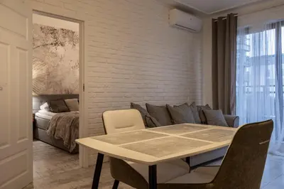 Część wypoczynkowa w obiekcie Modern Apartment with Balcony and Garage – Mokotów