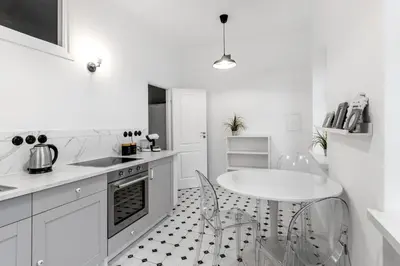 Kuchnia lub aneks kuchenny w obiekcie Close-Golden Apartments - Stare Miasto - Cozy and Stylish - Mostowa