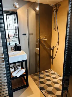 Łazienka w obiekcie Apartamenty Loft Nowy Świat Centrum lok 3