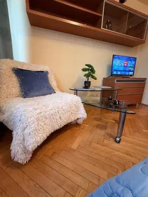 Telewizja i/lub zestaw kina domowego w obiekcie Scenic Centrum Apartments