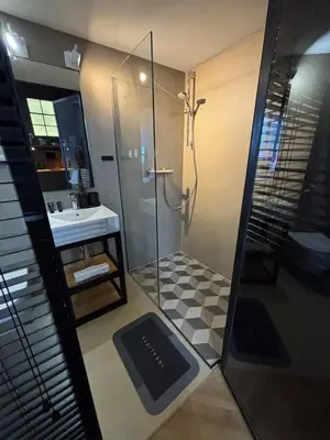 Łazienka w obiekcie Loft apartamenty w centrum Warszawy lok 2