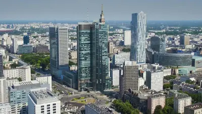 Widok na miasto Warszawa z tego apartamentu