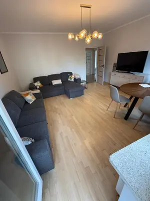 Część wypoczynkowa w obiekcie Friends & Family KEN Apartment 80m2, metro Stoklosy