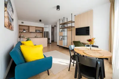 Kuchnia lub aneks kuchenny w obiekcie National Stadium Superior Apartment by BookingHost