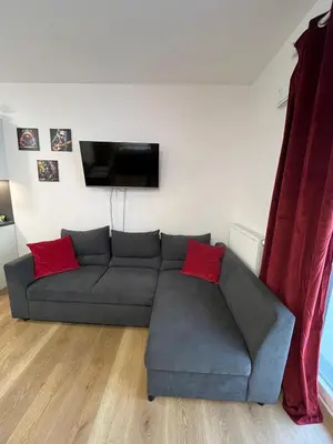 Telewizja i/lub zestaw kina domowego w obiekcie Ordona Charming Studio II