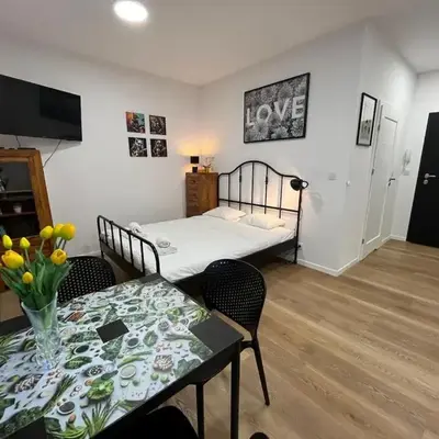 Ordona Charming Studio III