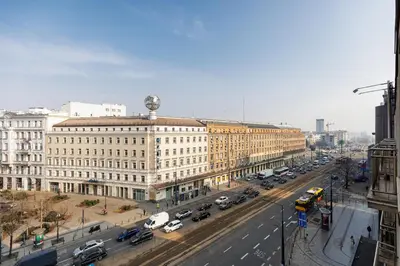 Widok na miasto Warszawa z tego apartamentu