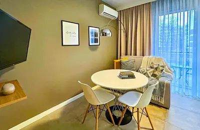 Telewizja i/lub zestaw kina domowego w obiekcie Odolany Apartment, Wola, WI-FI, Parking, Jana Kazimierza 32, Balkon, 31m2