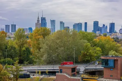 Widok na miasto Warszawa z tego apartamentu