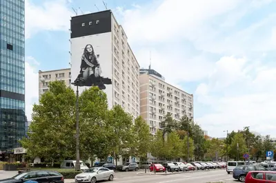 Budynek, w którym mieści się apartament