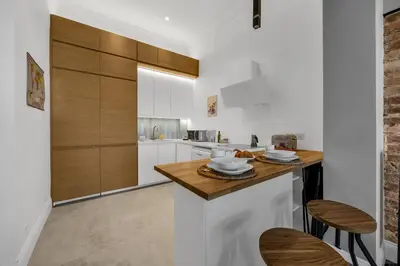 Kuchnia lub aneks kuchenny w obiekcie Muranów Apt - 49m2, City View - By Rentujemy
