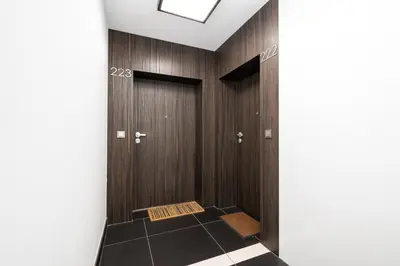 Plan piętra w obiekcie Wola Grzybowska Lavish Apartment by BookingHost