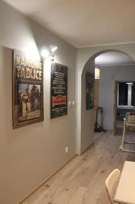 Telewizja i/lub zestaw kina domowego w obiekcie Gościniec filmowy - kwatera prywatna