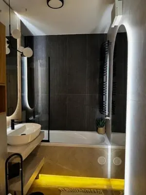 Łazienka w obiekcie Family & Business Apartments PREMIUM No1 - 1 Bedroom with Private Jacuzzi, Balcony, Parking
