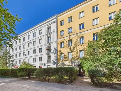Budynek, w którym mieści się apartament