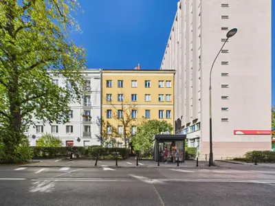 Budynek, w którym mieści się apartament