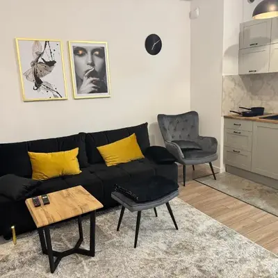 Golden Apartment