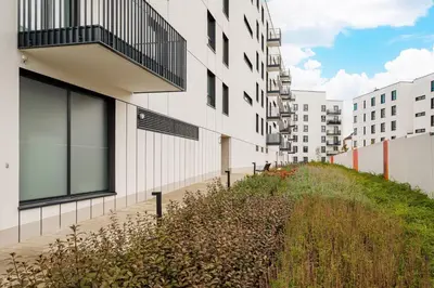 Budynek, w którym mieści się apartament