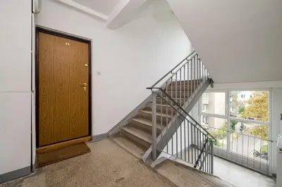 Plan piętra w obiekcie Warszawa Wola Homely Apartment by BookingHost