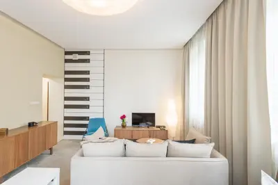 Telewizja i/lub zestaw kina domowego w obiekcie Urban Apartaments - Great Location - City Center - Konstytucji