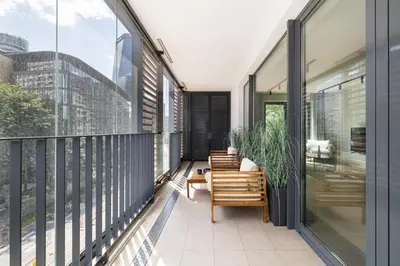 Balkon lub taras w obiekcie Luxurious Apartment with a Terrace and Garage - Grzybowska