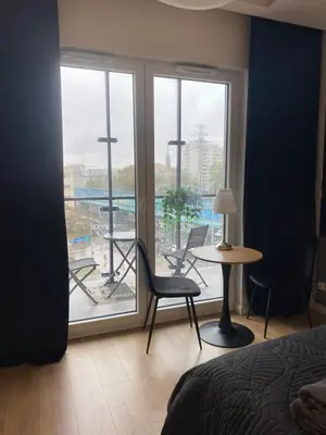 Część wypoczynkowa w obiekcie Chillout Luxury Touch Apartment - Free Parking Wola Tower