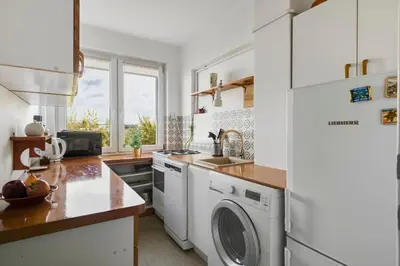 Kuchnia lub aneks kuchenny w obiekcie Karmelicka 19 Green View Apartment by Solarento