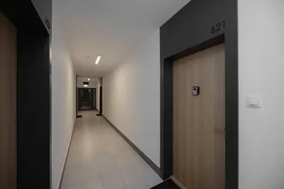 Plan piętra w obiekcie Comfortable Two-bedroom Apartment with Parking, Excellent Location in the City Centre by Noclegi Renters
